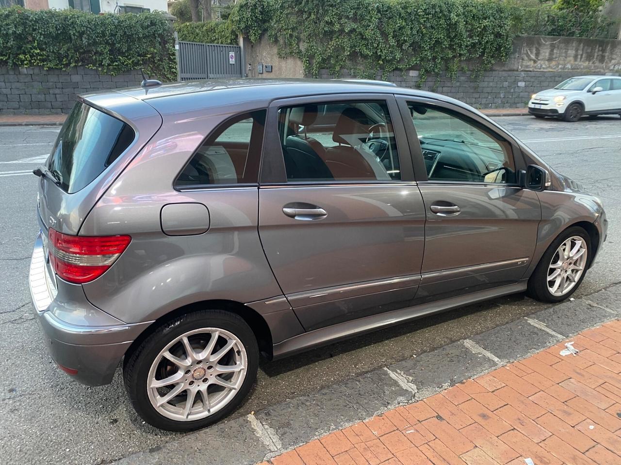 Mercedes-benz B 200 CDI Premium 140cv 2010