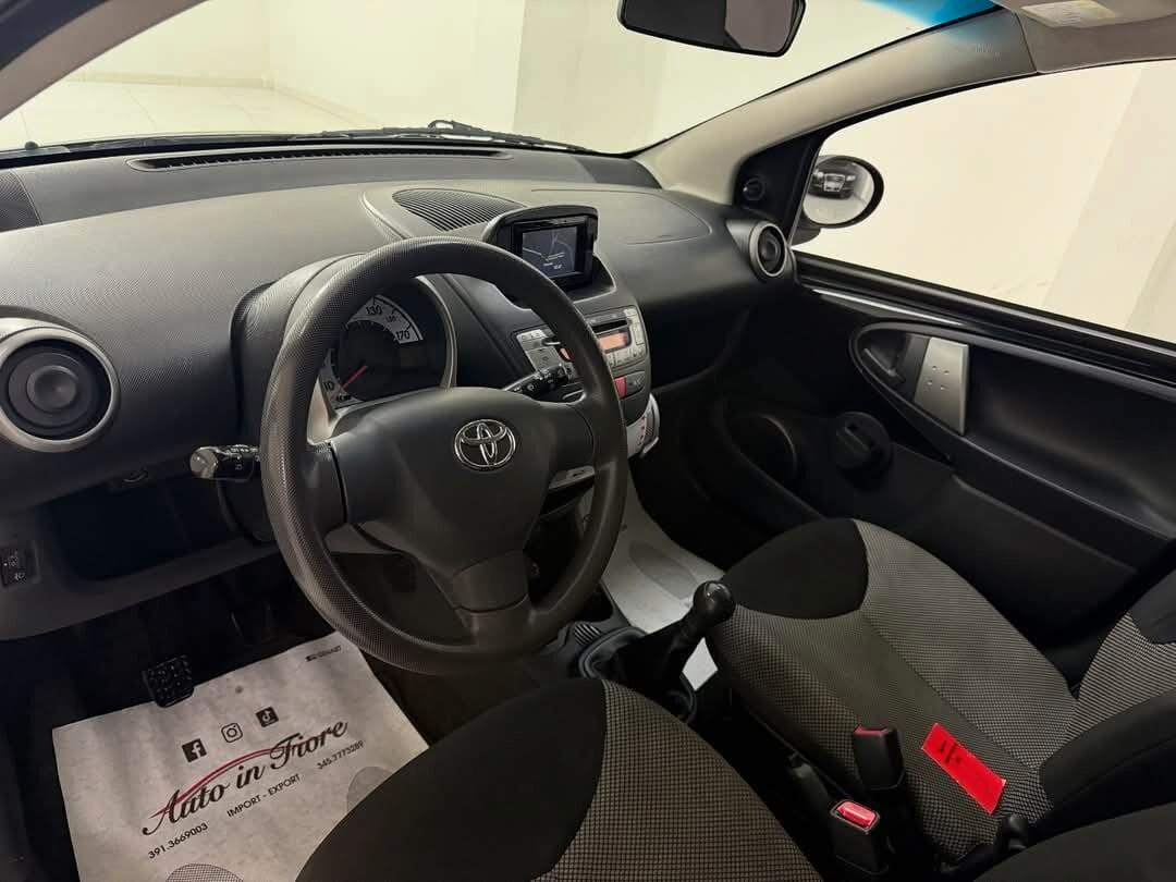 TOYOTA AYGO X,NAVI,5 PORTE,OTTIMA PER NEOPATENTATI