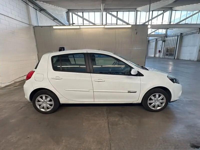 Renault Clio 1.2 16V 5 porte GPL Dynamique