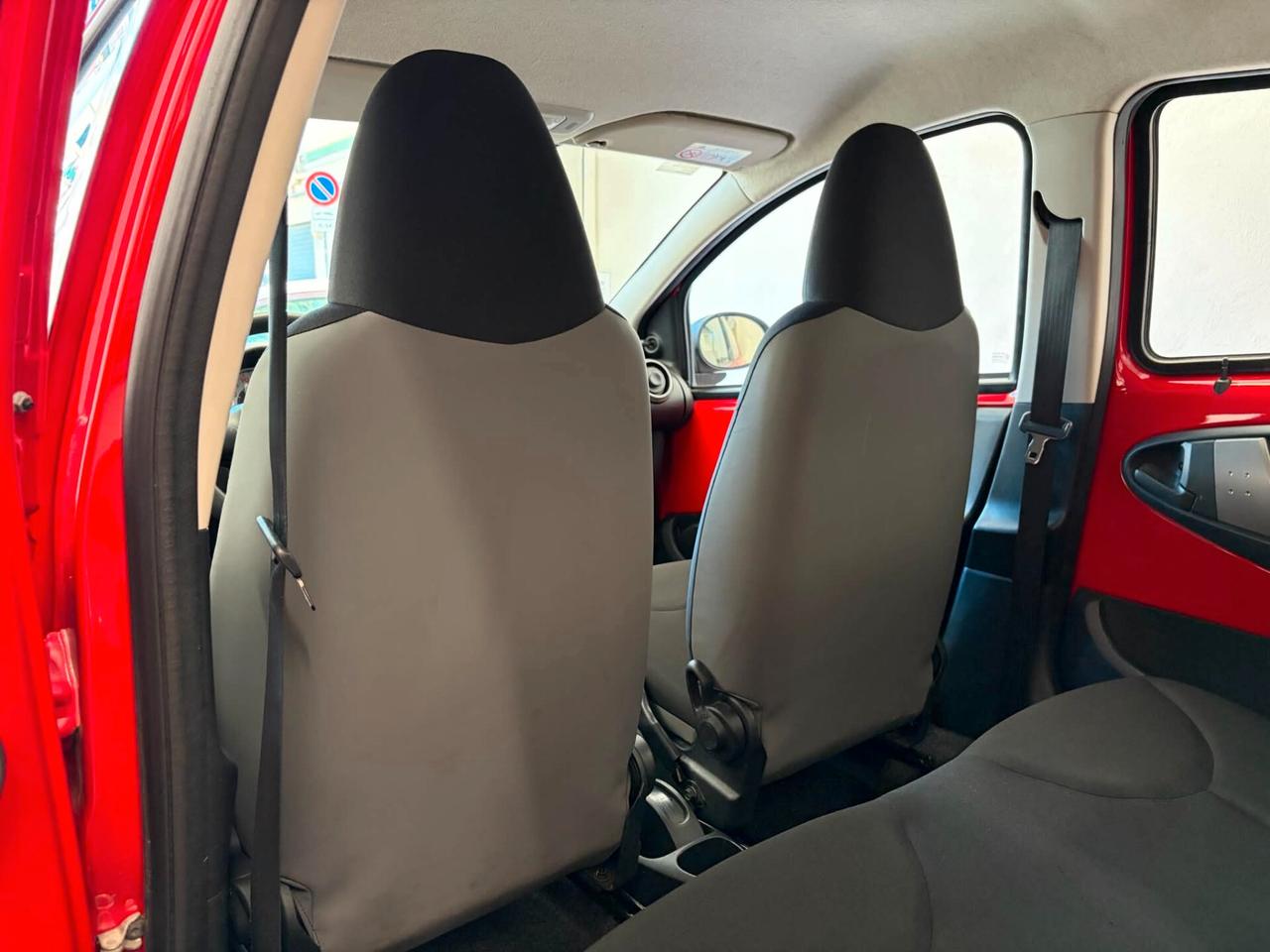 Toyota Aygo 1.0 68Cv Connect Led 12 MESI DI GARANZIA