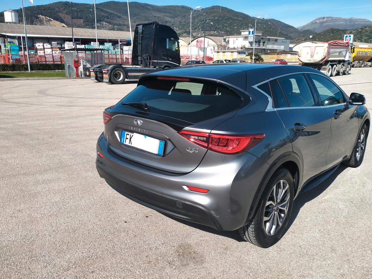 Infiniti Q30 1.5 diesel Business Executive
