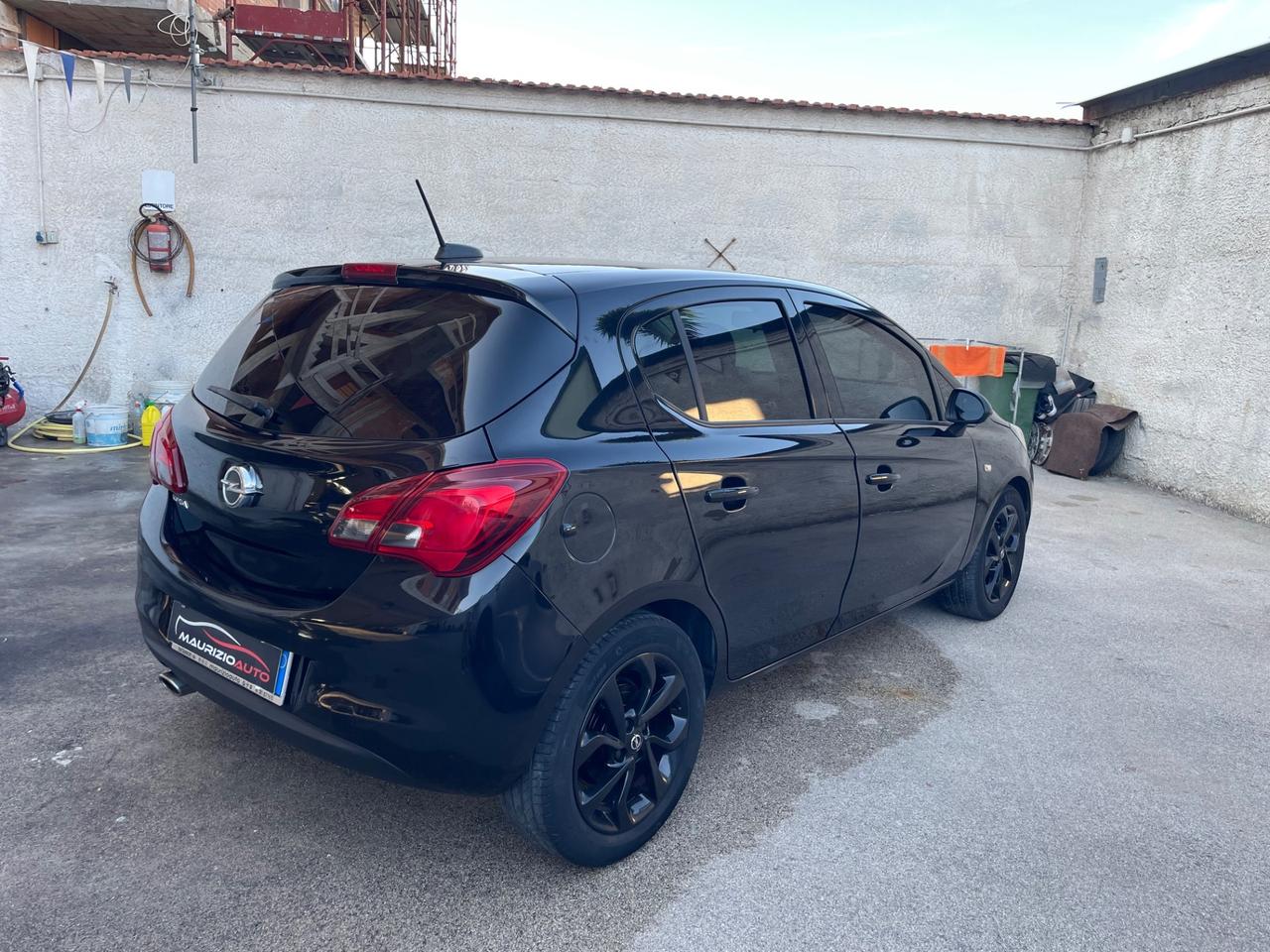 Opel Corsa 1.2 5 porte sport Full optional dal nord Italia