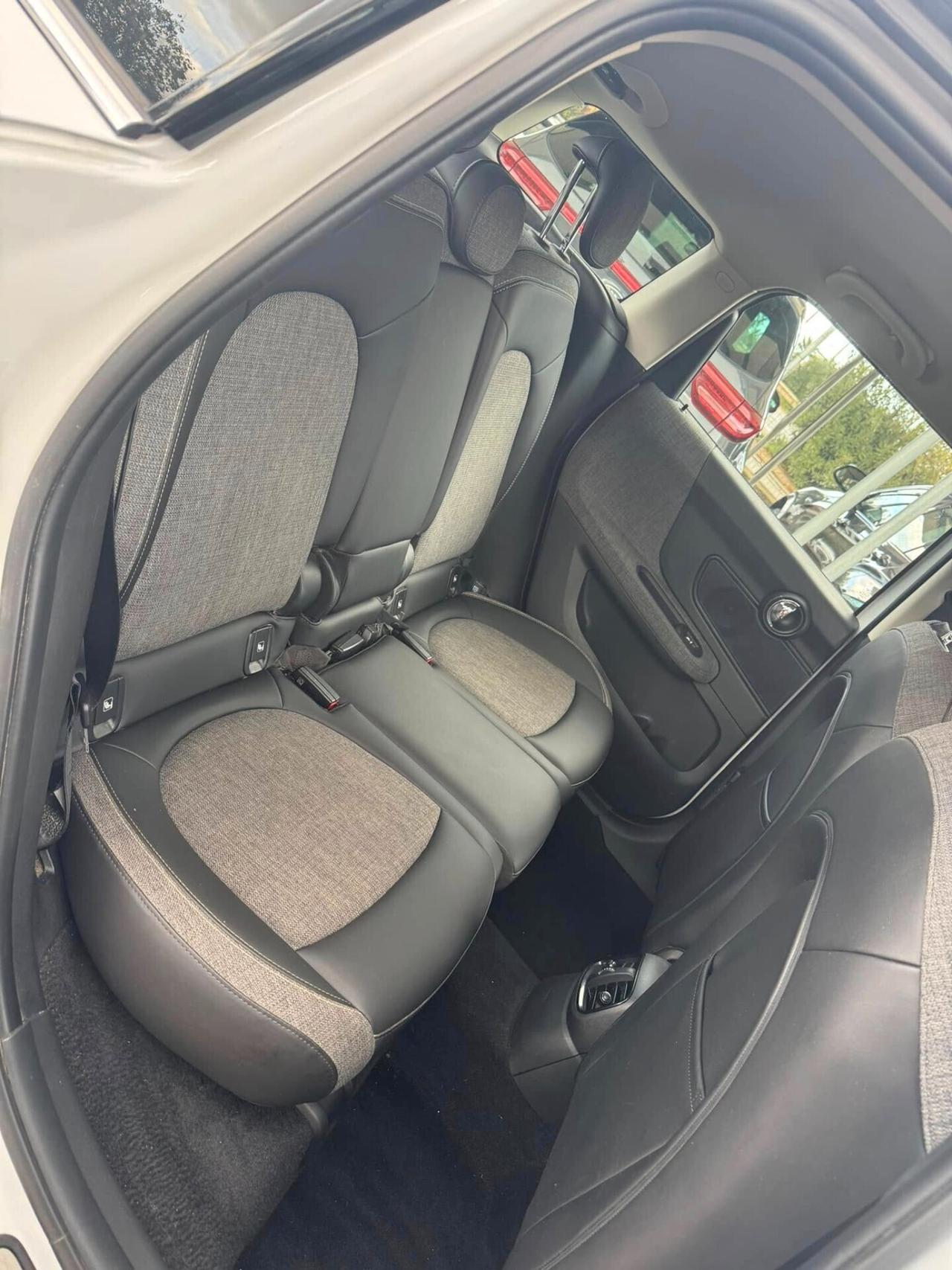 Mini 2.0 Cooper D Countryman 2.0 150CV
