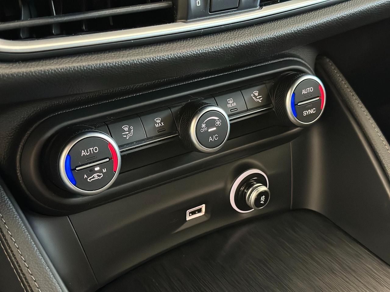 Alfa Romeo Stelvio 2.2 Super Business 160CV auto