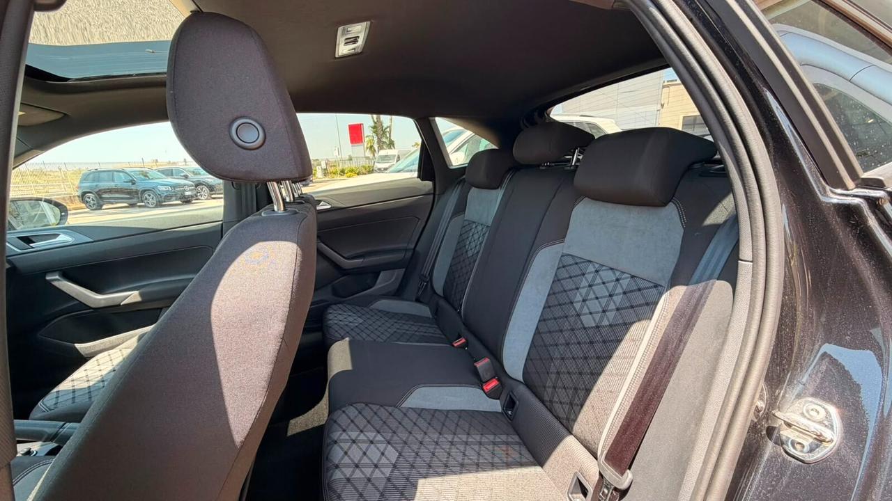 Volkswagen Taigo 1.0 TSI 115 CV R-Line