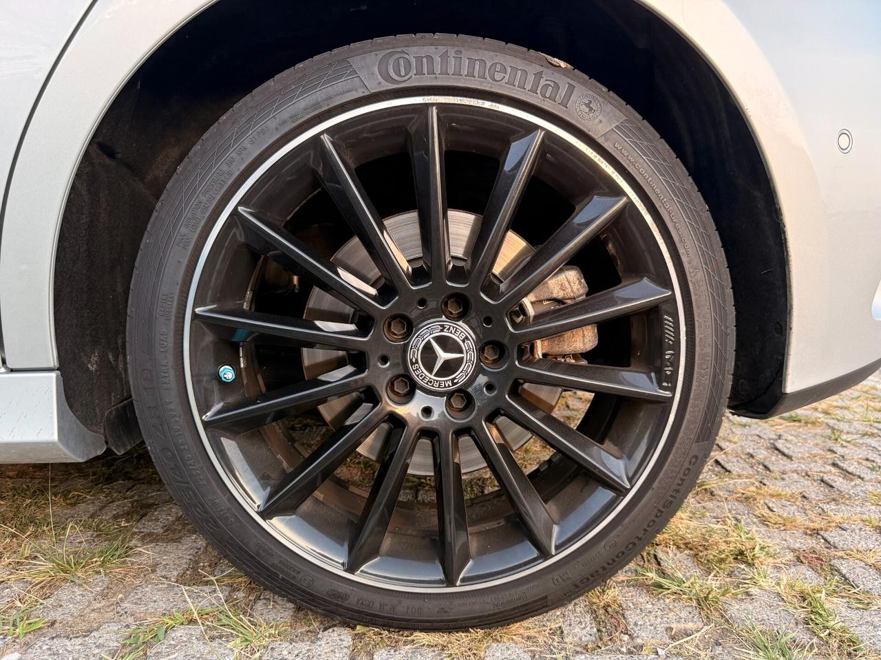 Mercedes-benz A 250 e hybrid EQ Premium | GARANZIA 12 MESI