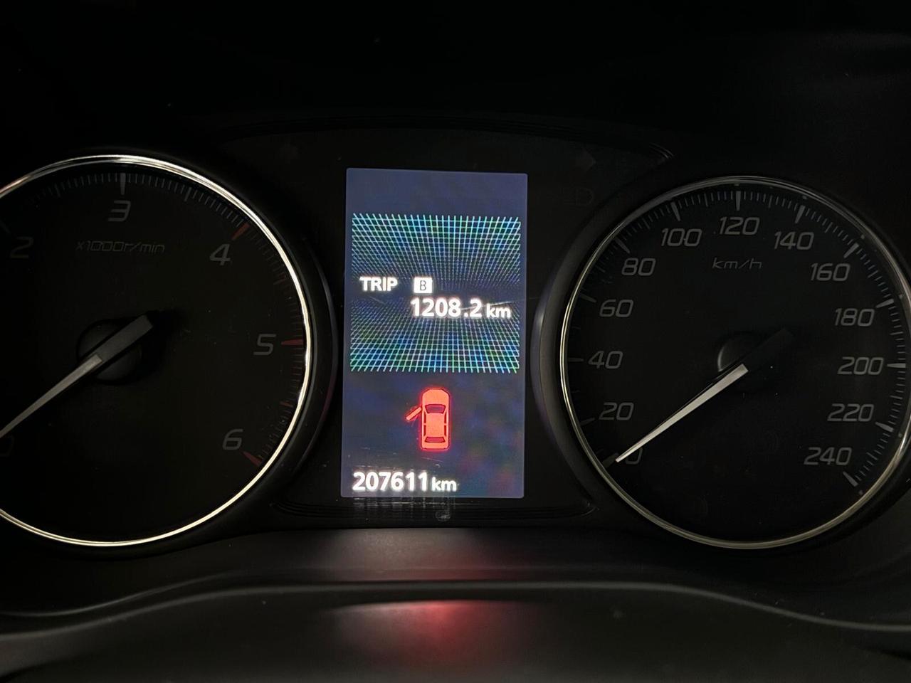 Mitsubishi Outlander 2.2 DI-D 4WD Intense