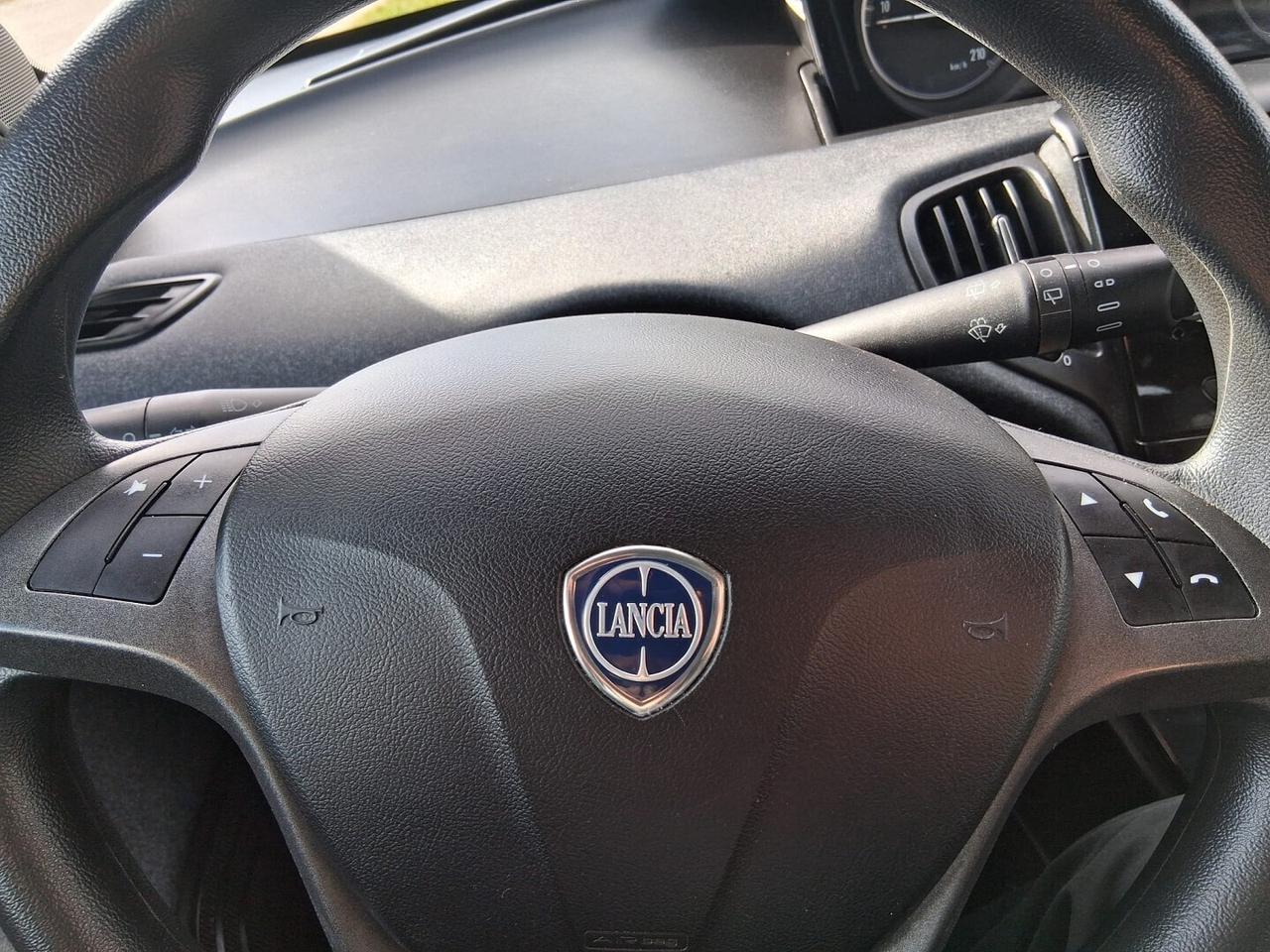 Lancia Y 1.2 Gold S&S