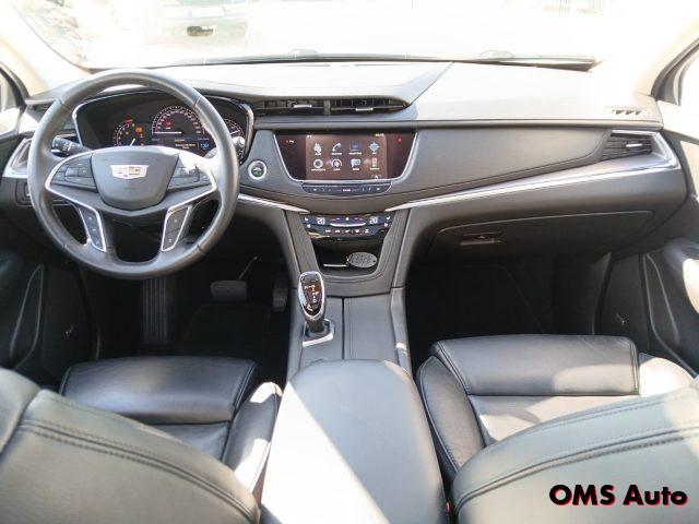 CADILLAC XT5 3.6L V6 AWD AT Premium