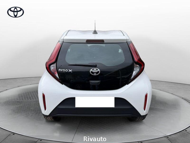 Toyota Aygo X 1.0B (72 CV) Active