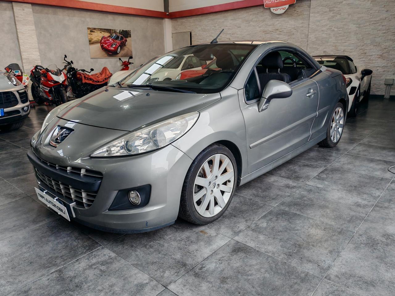 Peugeot 207 1.6 8V HDi 112CV CC Allure