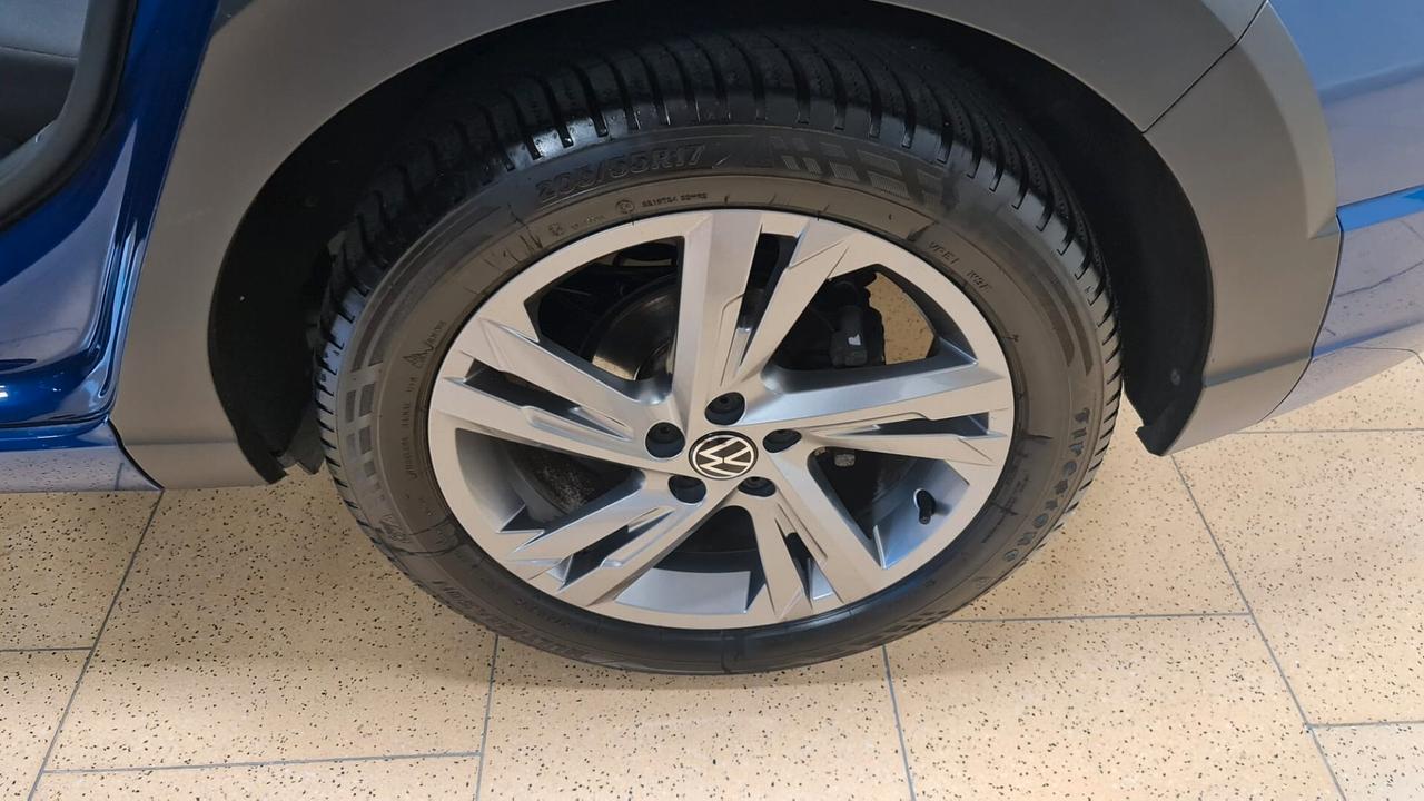 Volkswagen Taigo 1.0 TSI 110 CV R-Line