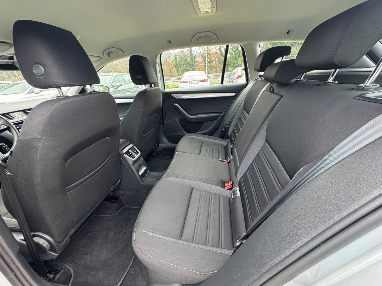 Skoda Octavia 1.6 TDI SCR 115 CV Wagon Executive