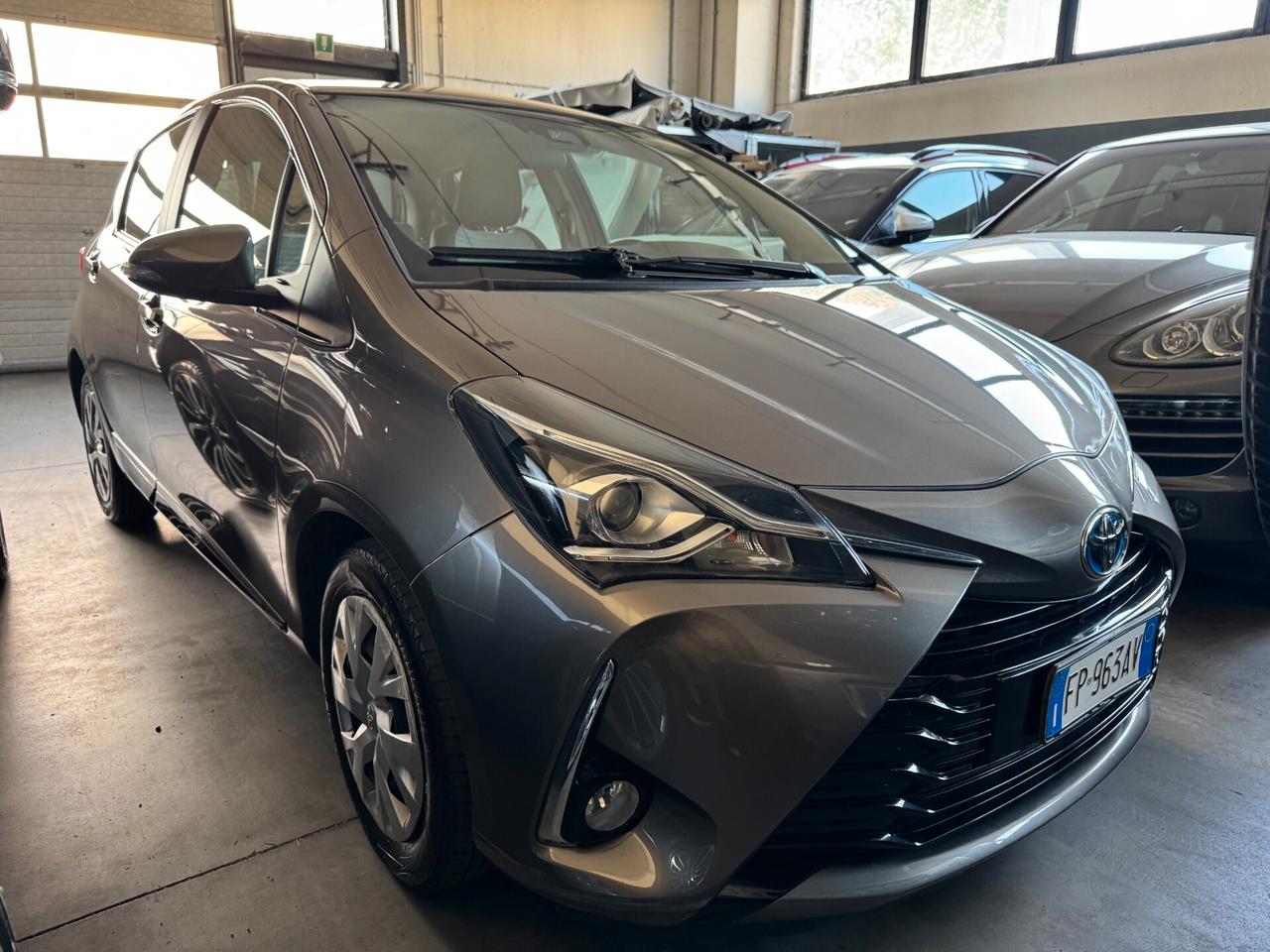Toyota Yaris 1.5 Hybrid 5 porte Active