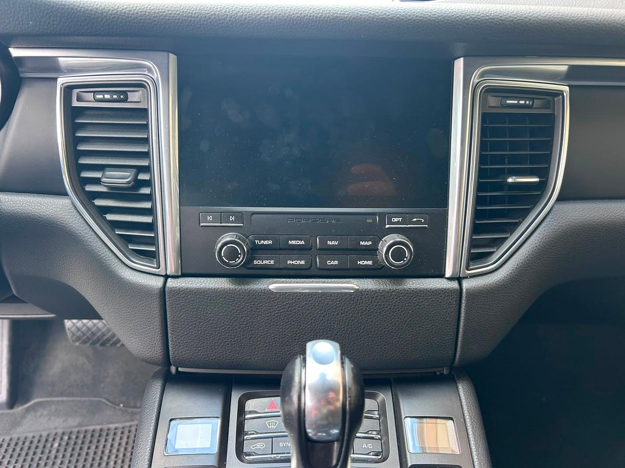 Porsche Macan 2.0 --MACAN #12062