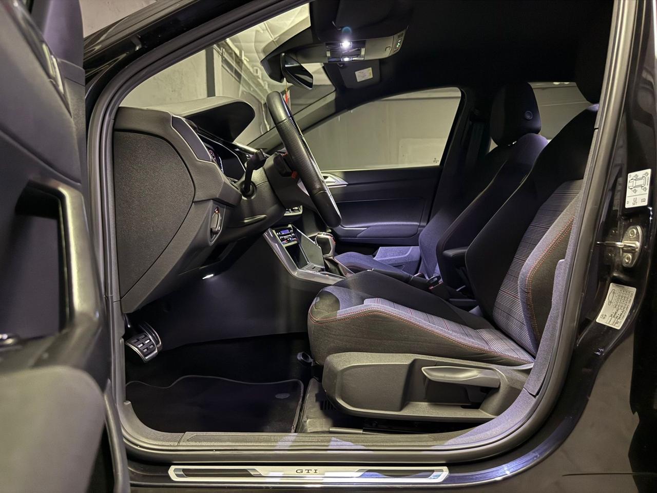 Volkswagen Polo 2.0 TSI DSG GTI PERMUTABILE