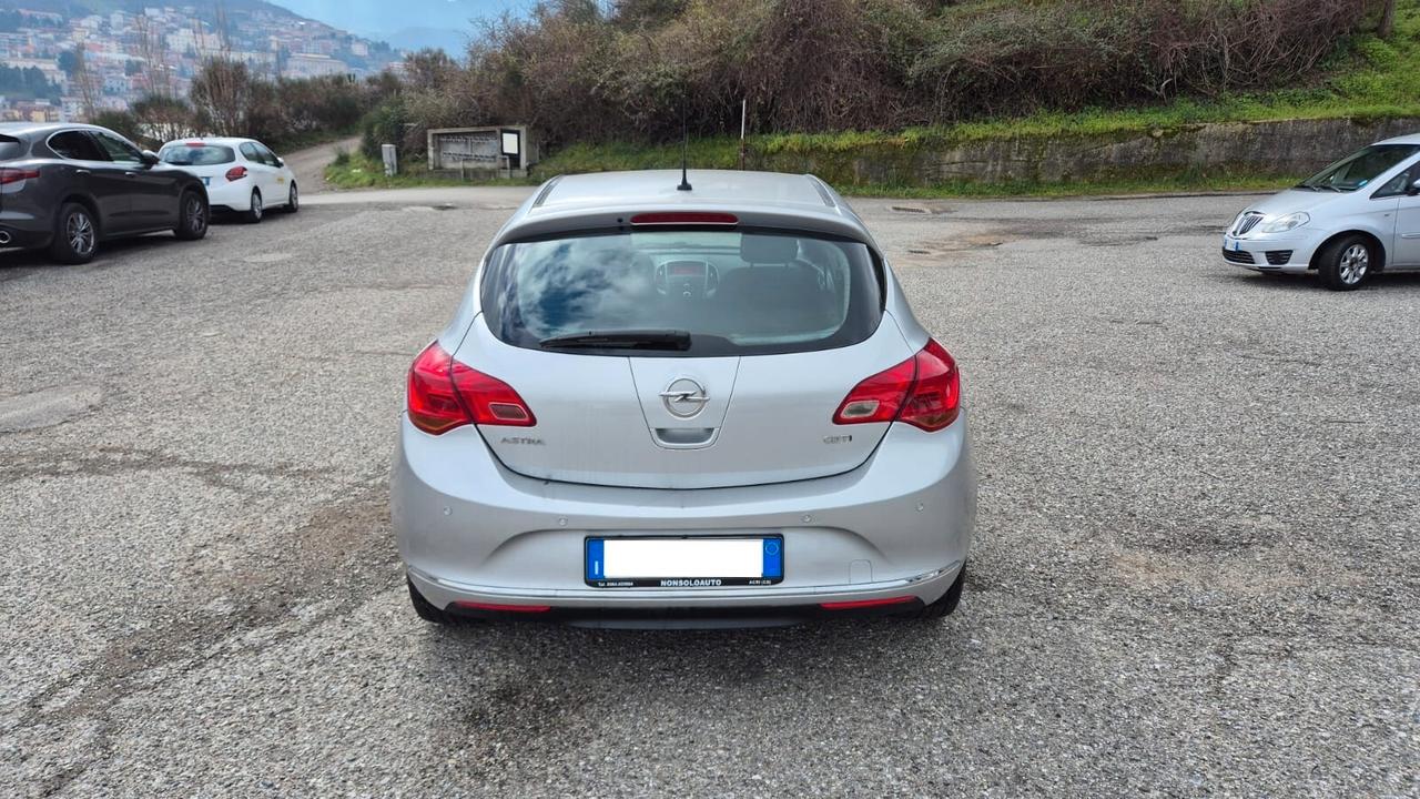 Opel Astra 1.7 CDTI 110CV 5p Elect. 2014-Km 158000