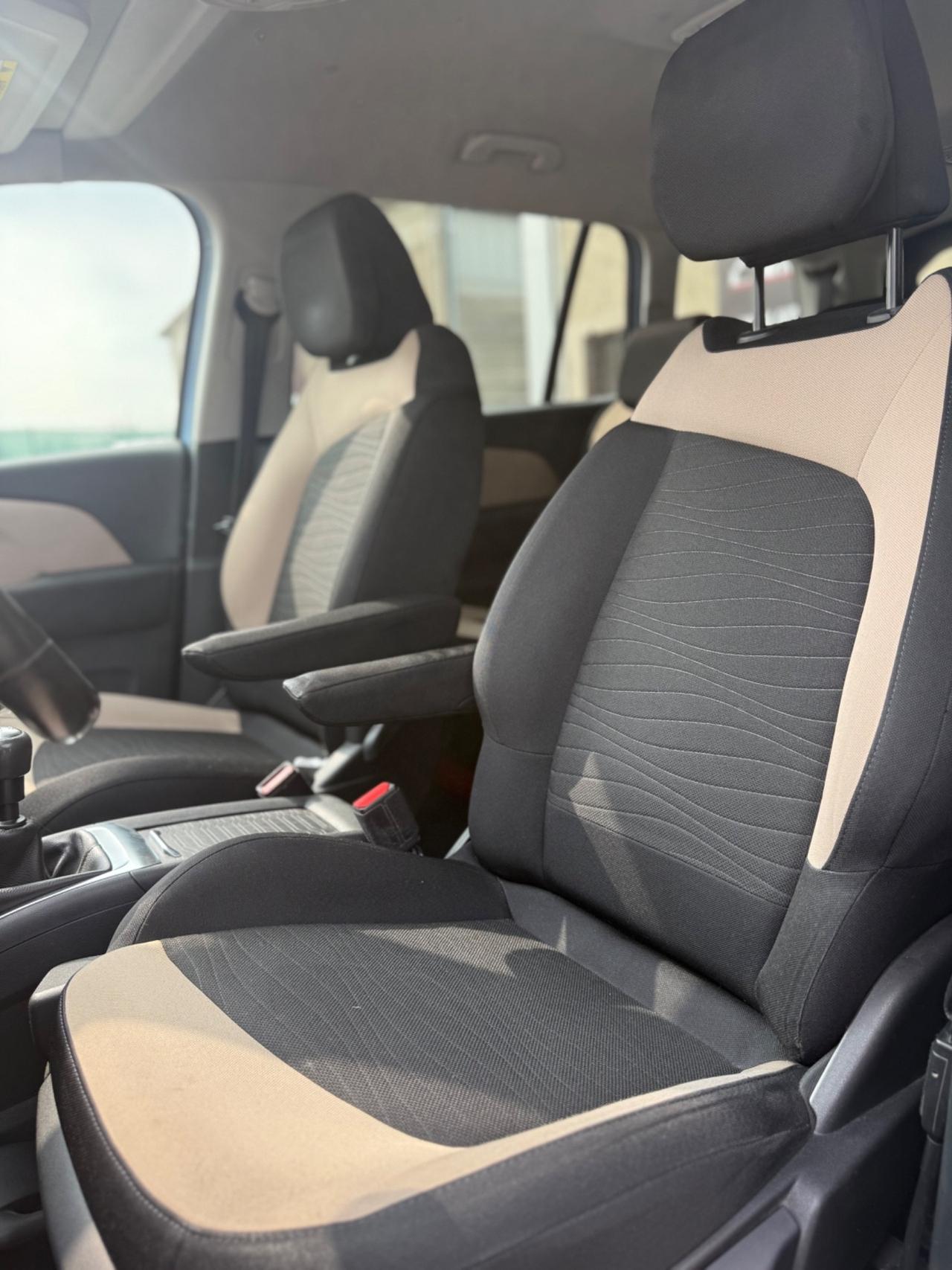 Citroen Grand C4 Picasso 1.6 e-HDi 115 Exclusive