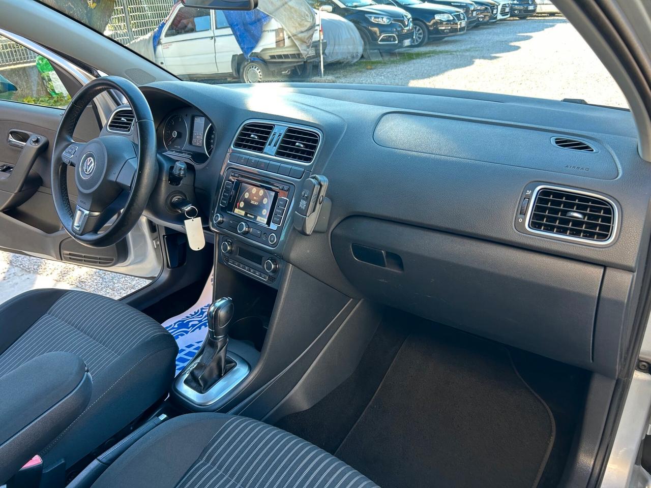 Volkswagen Polo 1.6 TDI 90CV DSG 5 porte R-Line