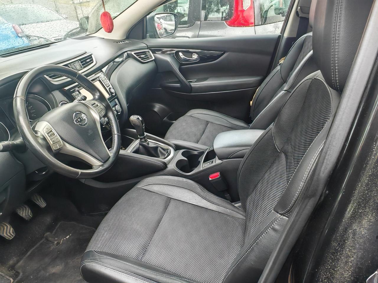 Nissan Qashqai 1.5 dCi incidentata