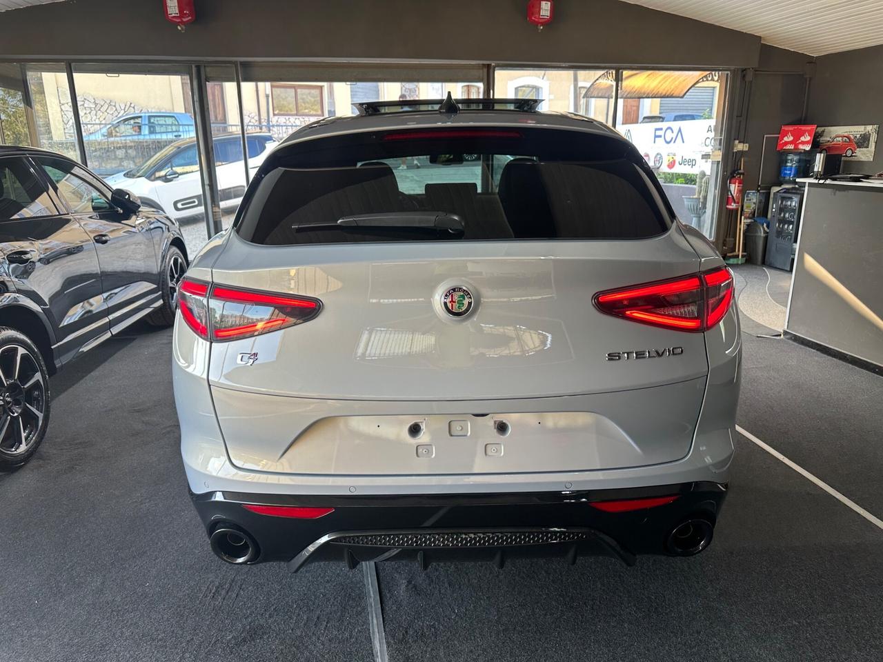 Alfa Romeo Stelvio 2.2 Turbodiesel 210 CV AT8 Q4 Veloce