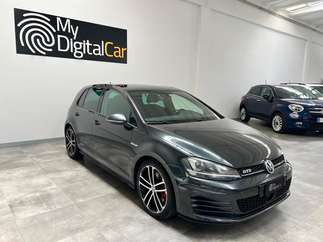 Volkswagen Golf Business 2.0 TDI DSG 5p. Highline BlueMotion Tech.