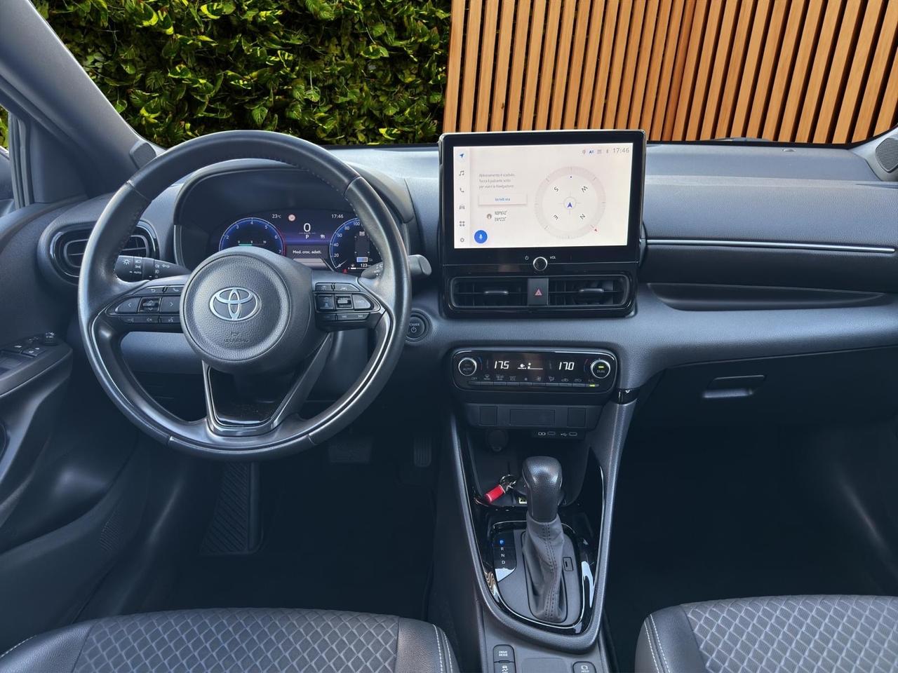 Toyota Yaris 1.5 92cv Hybrid 5 porte FULL MANIACALE