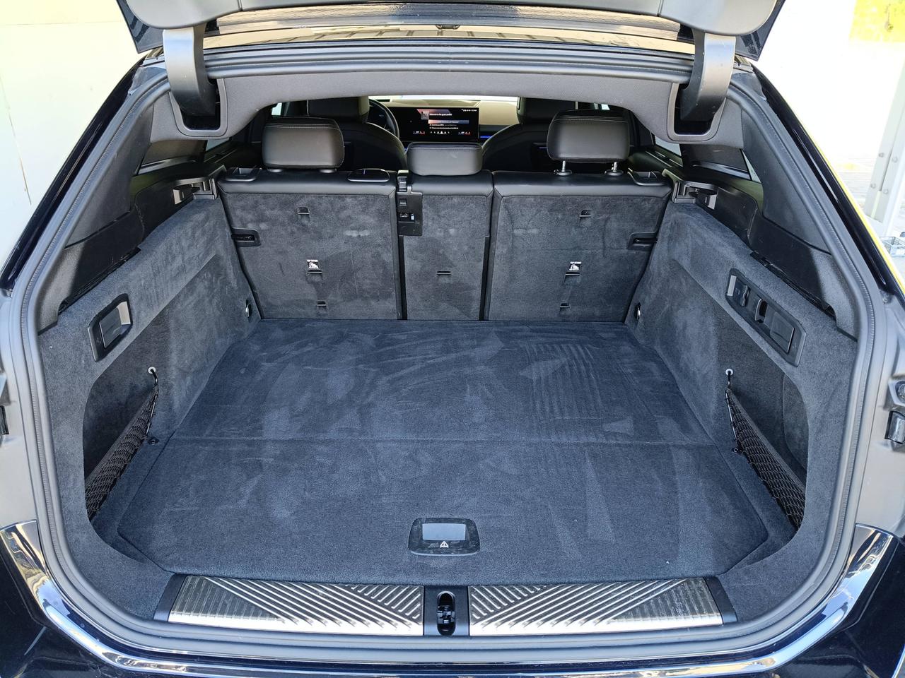 BMW Serie 5 G61 2024 Touring - 520d Touring 48V xdrive MSport Pro auto