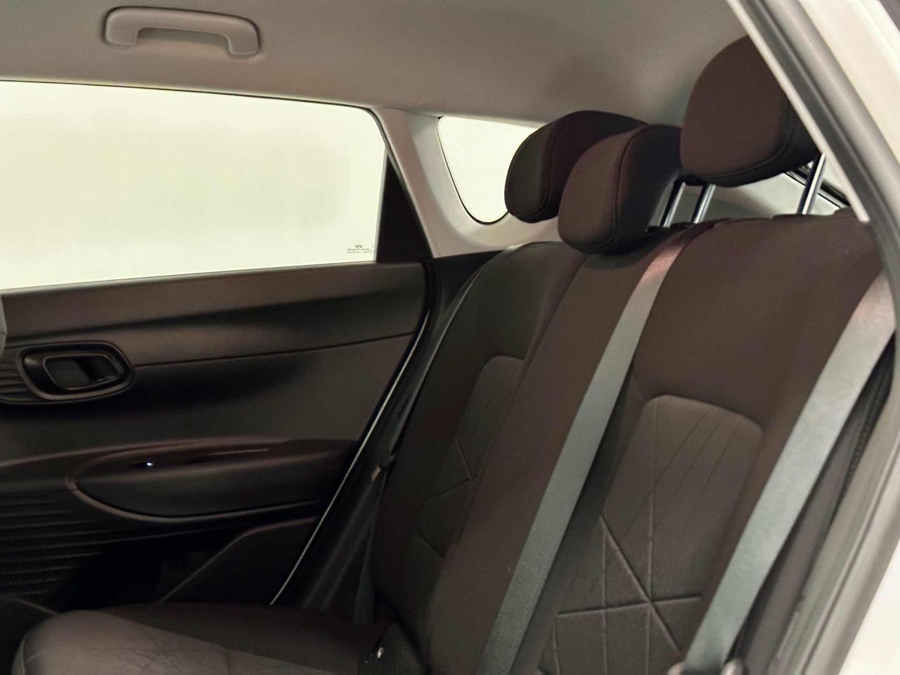 HYUNDAI Bayon 1.0 T-GDI Hybrid 48V iMT XLine