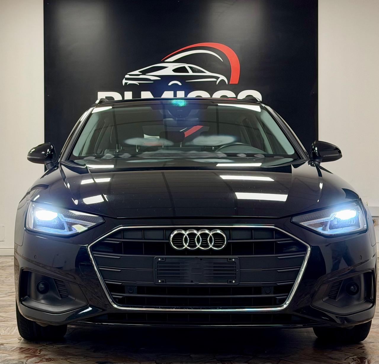 Audi A4 Avant 30 TDI/136 CV S tronic Business Advanced