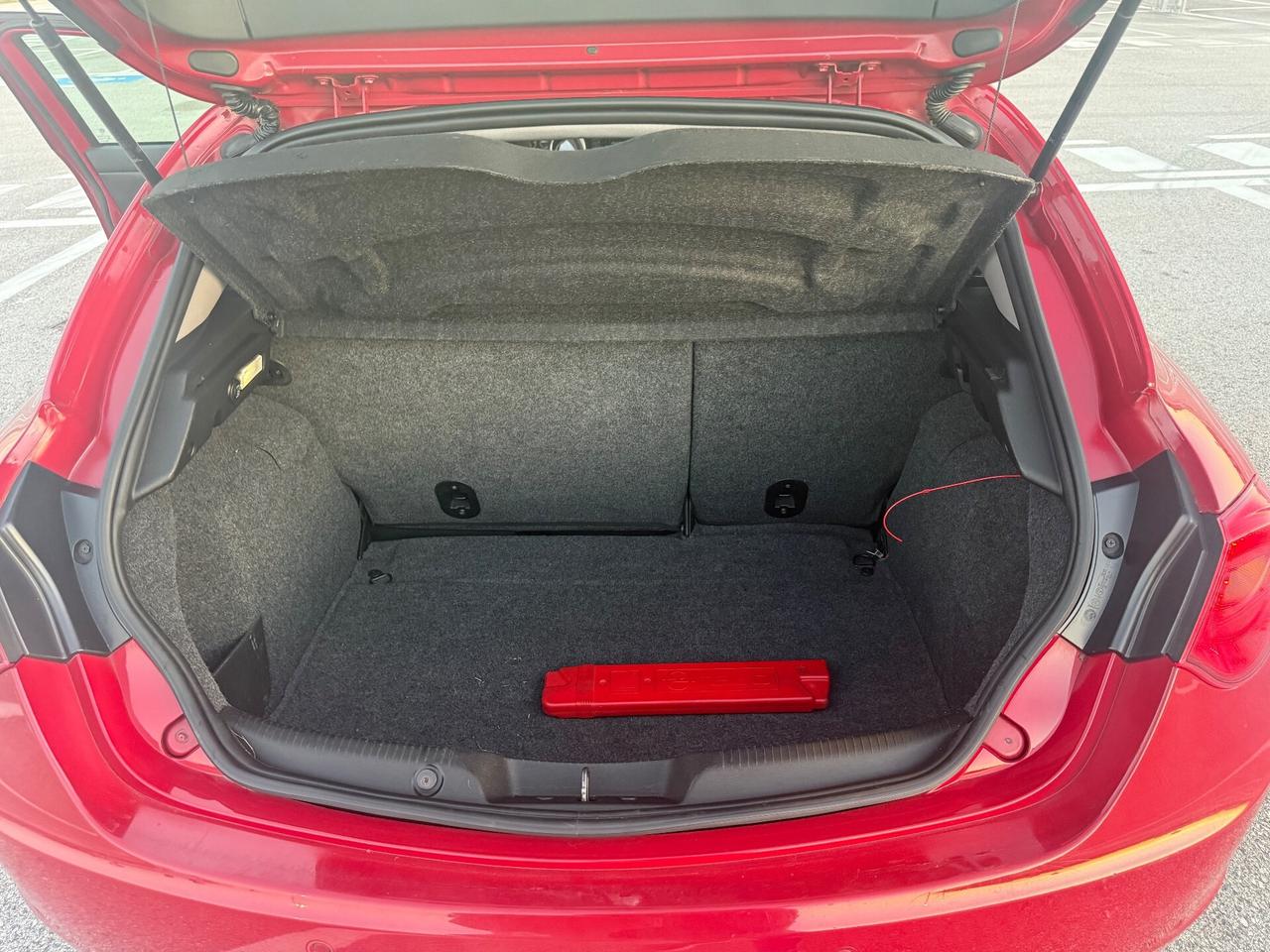 Alfa Romeo Giulietta 1.6 JTDm2 105cv NEOPATENTATI