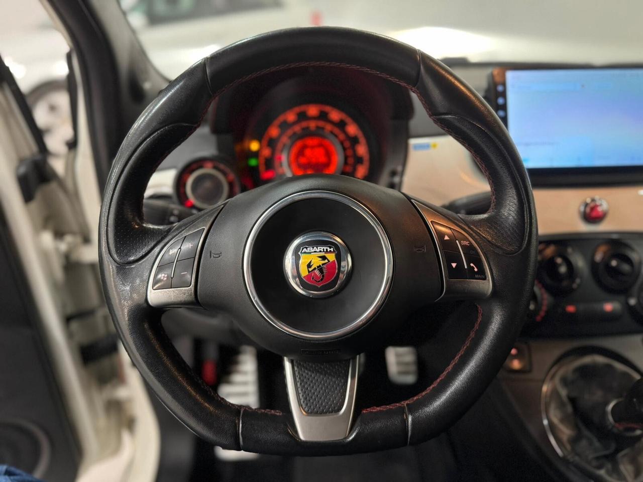 Abarth 500 1.4 Turbo T-Jet Esseesse
