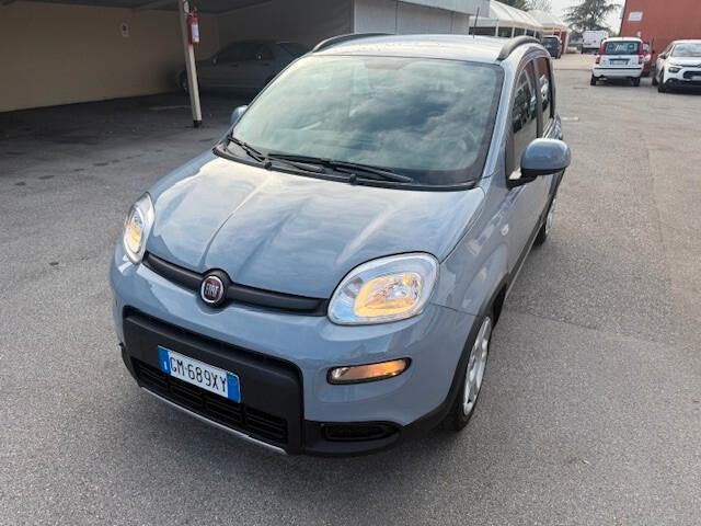 Fiat Panda 1.0 FireFly S&S Hybrid adatta a neopatentati