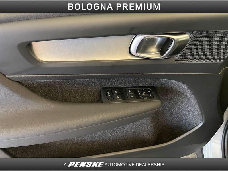 Volvo XC40 XC40 B3 automatico Core