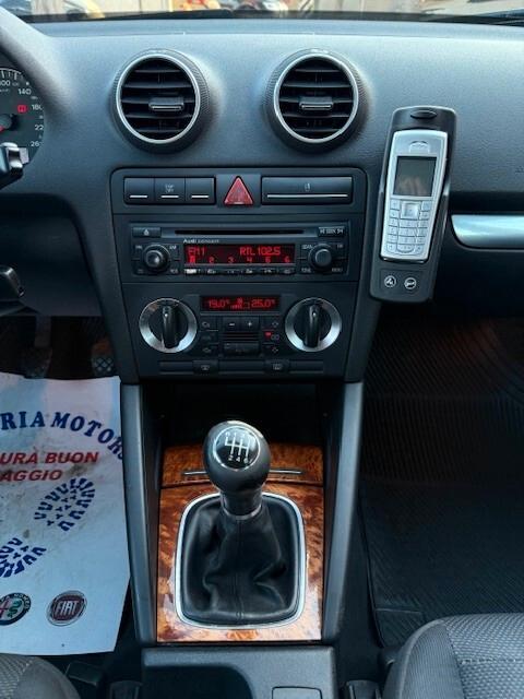 AUDI A3 SportBack 2.0 TDi 140CV Ambition - 2005
