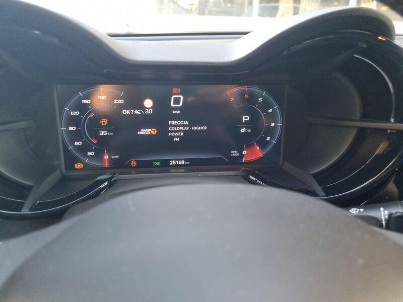 Alfa Romeo Junior 1.2 136 CV Hybrid eDCT6