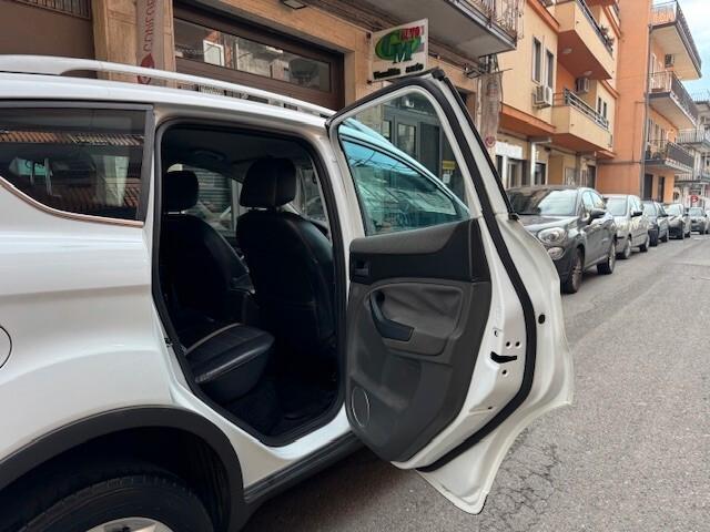 Ford Kuga 2.0 TDCi 136 CV 4WD Titanium