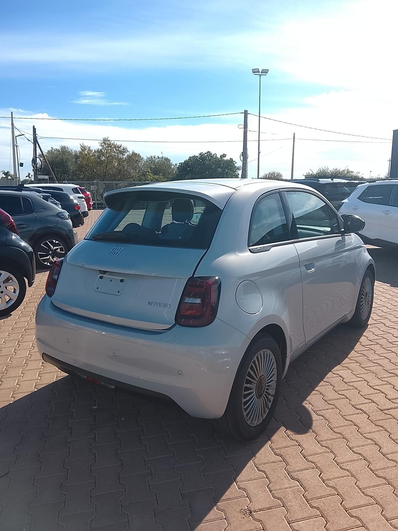 Fiat 500 Berlina Hybrid Icon PACK COMFORT