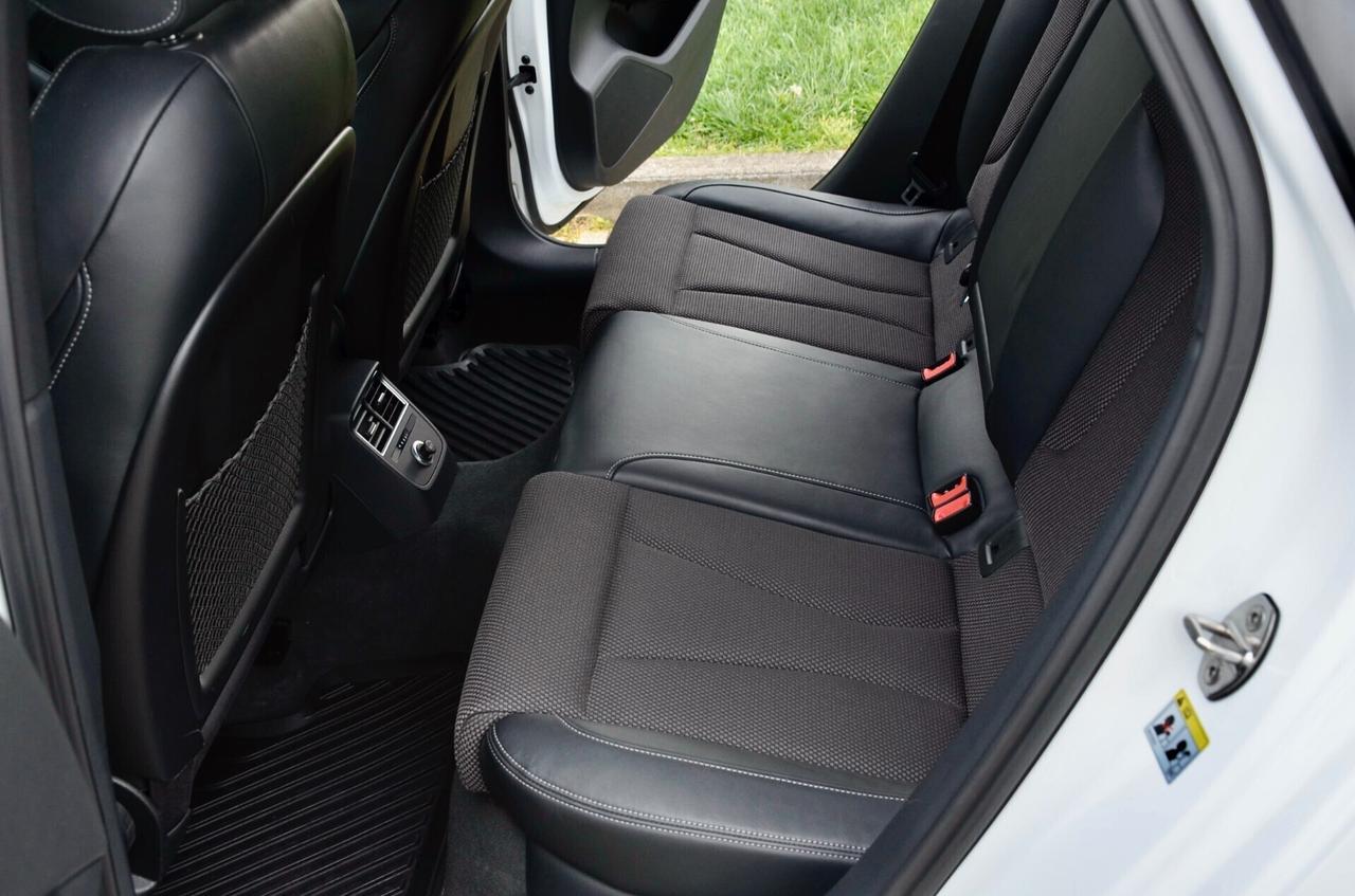 AUDI A3 SPORTBACK 2.0 TDI S-LINE INT EXT QUATTRO 150cv, UNICOPROP, UFF ITALIANA, EURO 6B, 18", NAVI, PERMUTE
