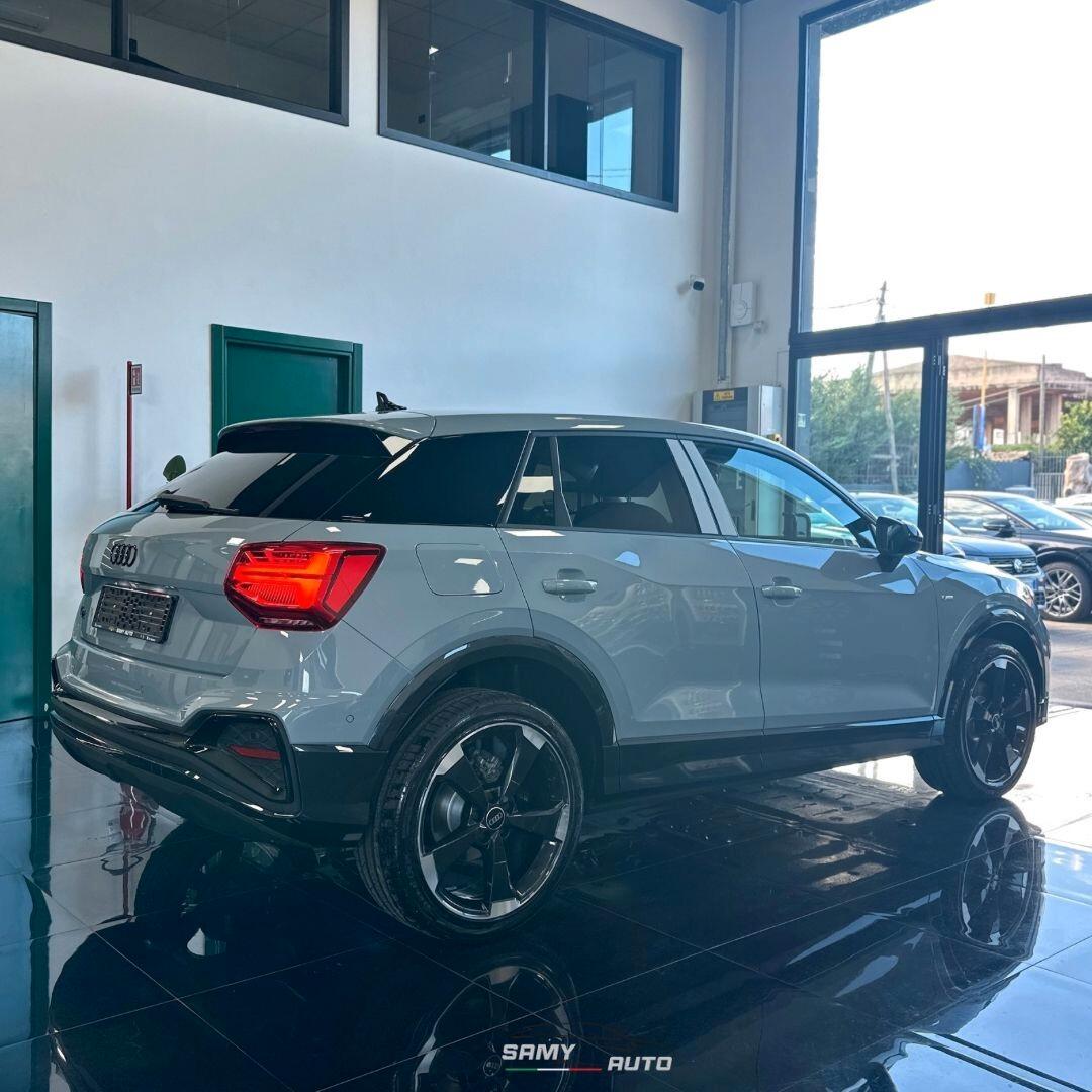 Audi Q2 30 TDI Identity Black