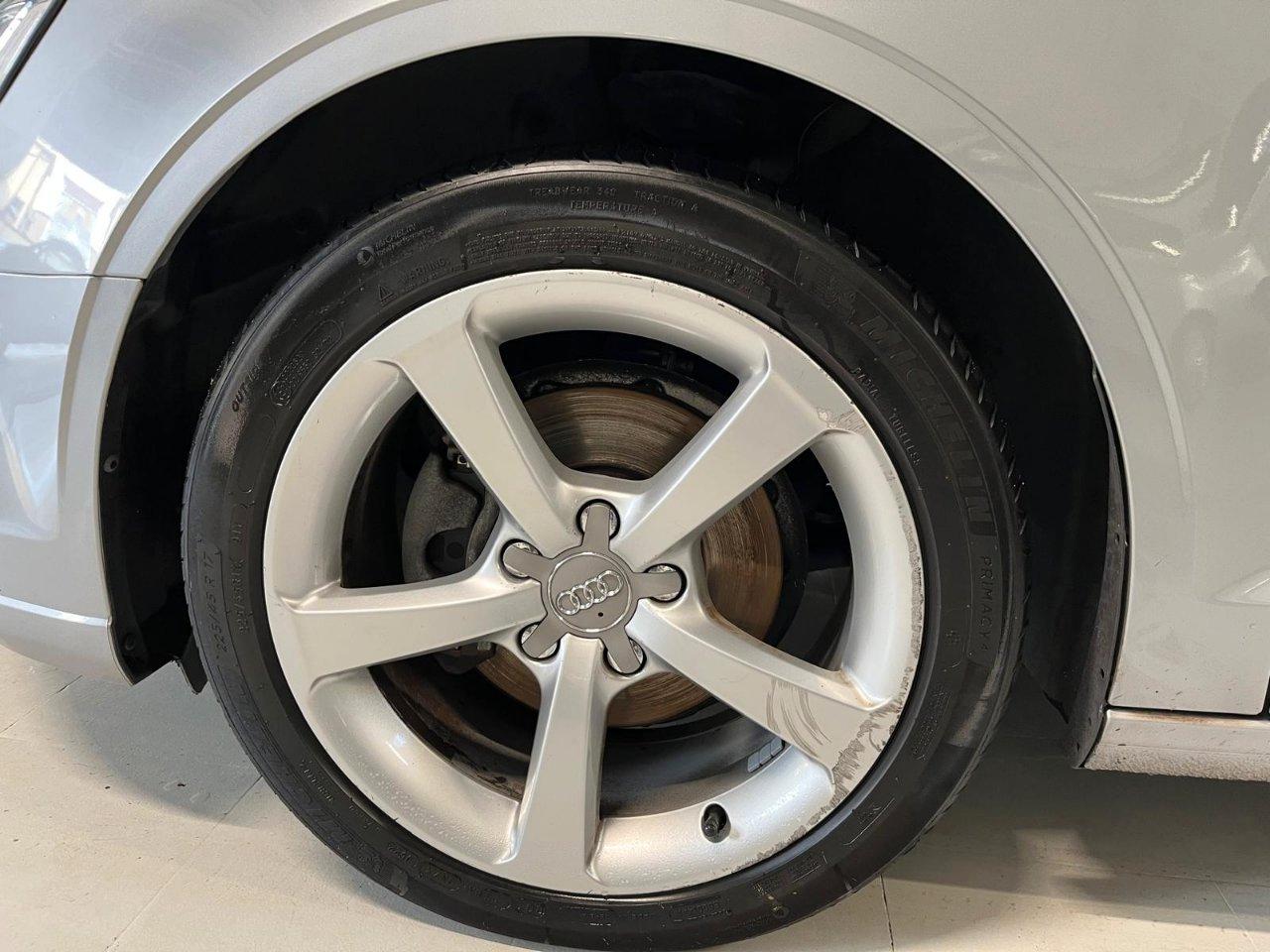 Audi A3 Sedan 1.6 tdi Sport 110cv