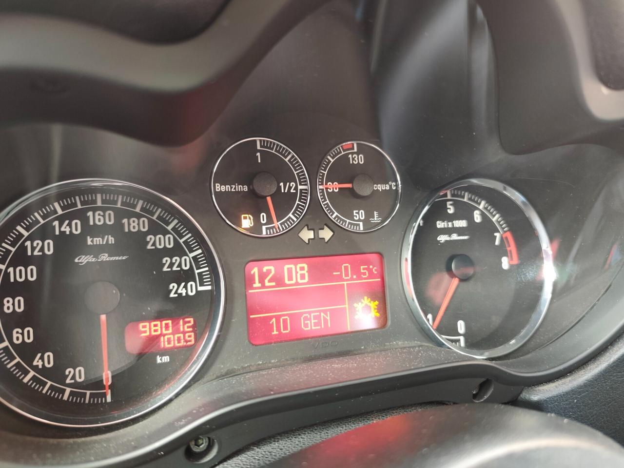 Alfa Romeo 147 1.6 Benz euro 4 5 porte Black Line