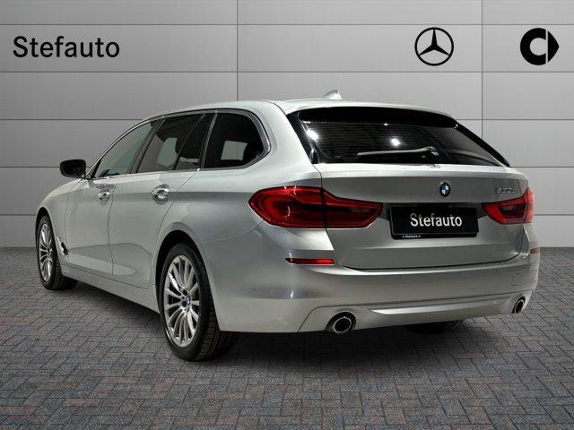 BMW 530 d xDrive 249CV Touring Business