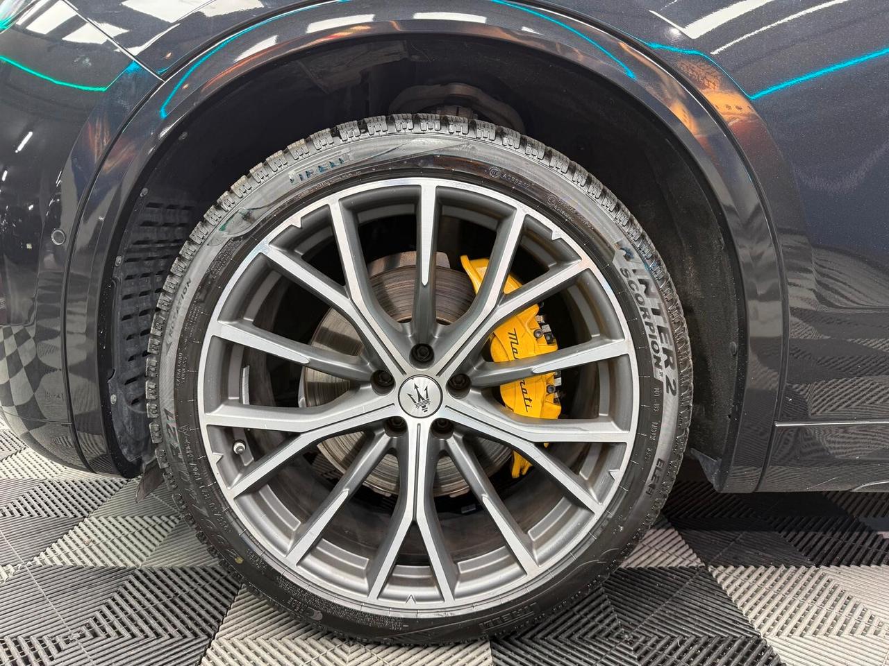 Maserati Grecale MHEV 330 CV AWD Modena (925)
