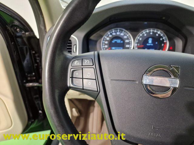 VOLVO V60 T3 Powershift Kinetic