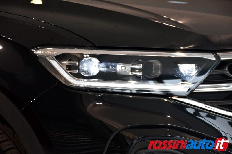VOLKSWAGEN T-ROC 1.5 TSI 150 CV R-LINE + R18 TECH PACK I.Q LED