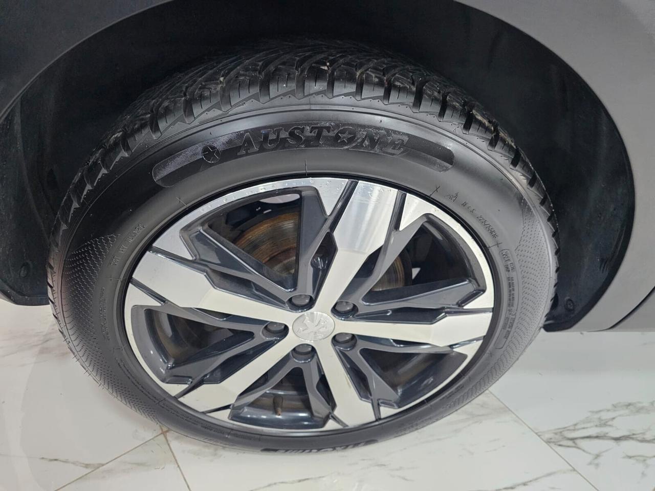 NUOVA PEUGEOT 3008 ALLURE PACK 1.5 BLUE HDI 131CV EAT8