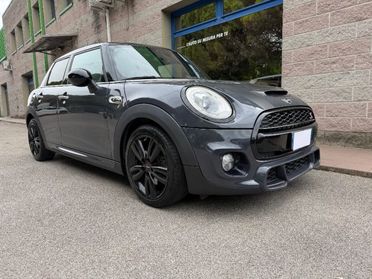 MINI Cooper S 0 192CV 5 PORTE NAVIGATORE CERCHI DA 18" FARI XENO