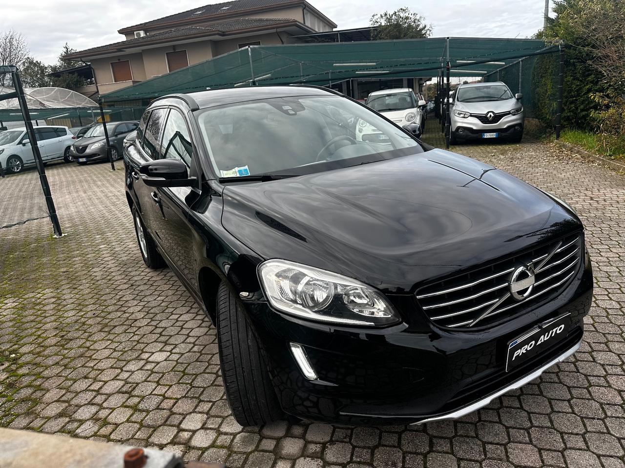 Volvo XC 60 XC60 D4 R-design Momentum EURO6