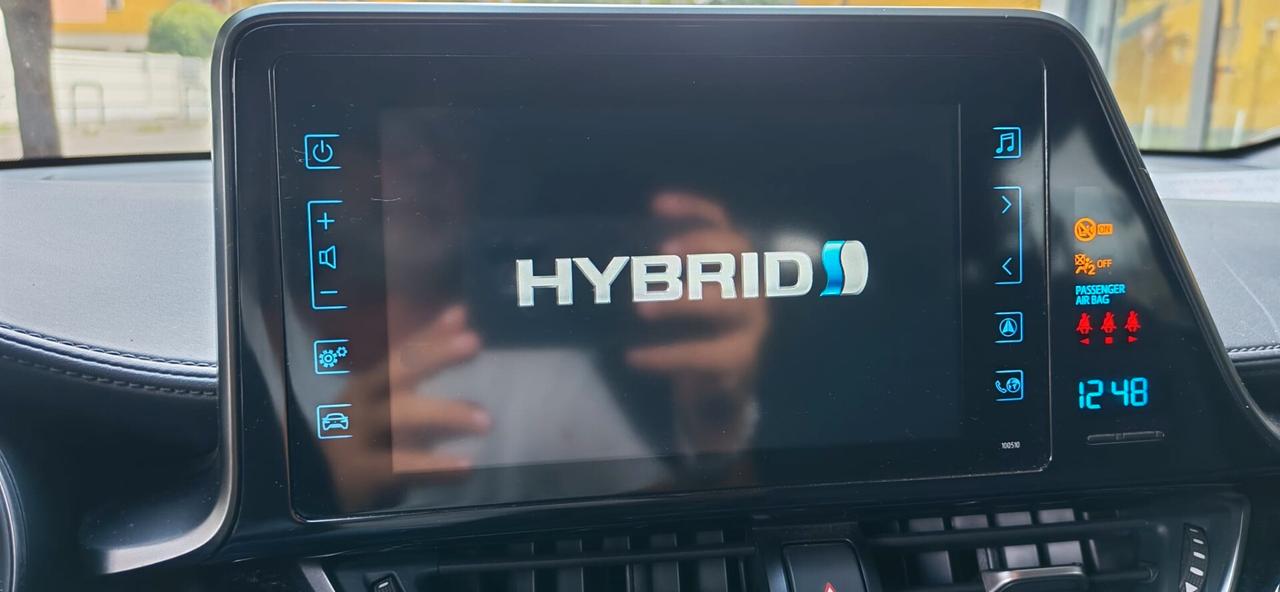 Toyota C-HR 1.8 Hybrid E-CVT Active